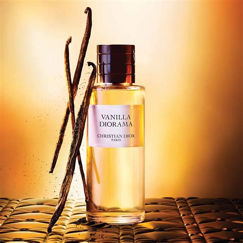 diorama vanilla perfume.